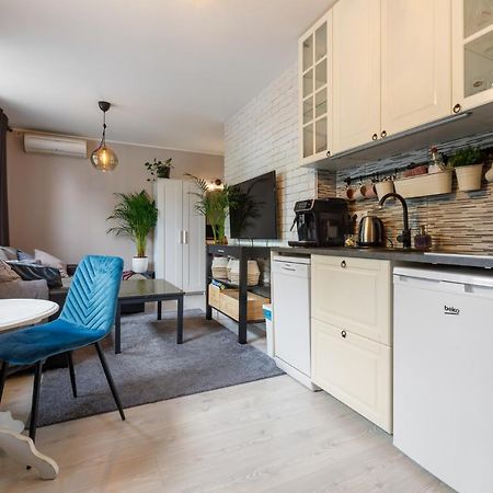 Riia Maantee Apartement Parnu Bagian luar foto