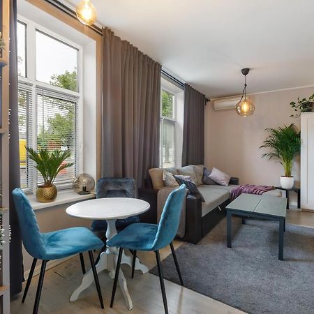 Riia Maantee Apartement Parnu Bagian luar foto