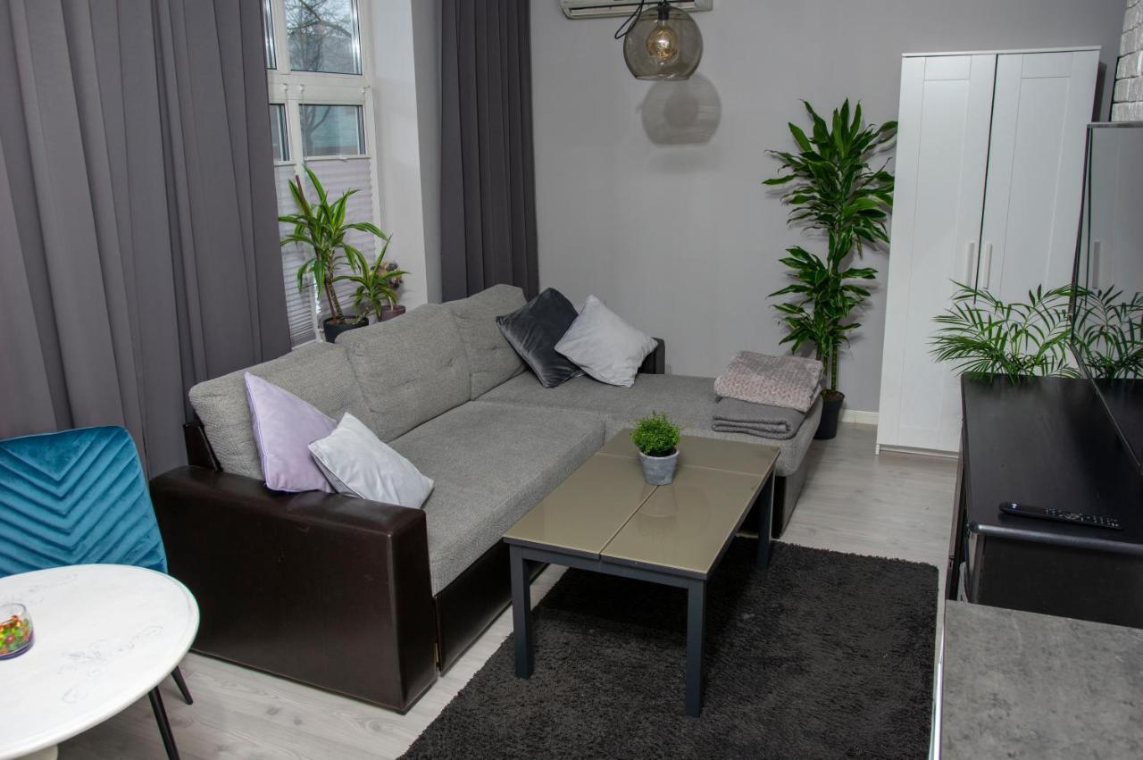 Riia Maantee Apartement Parnu Bagian luar foto