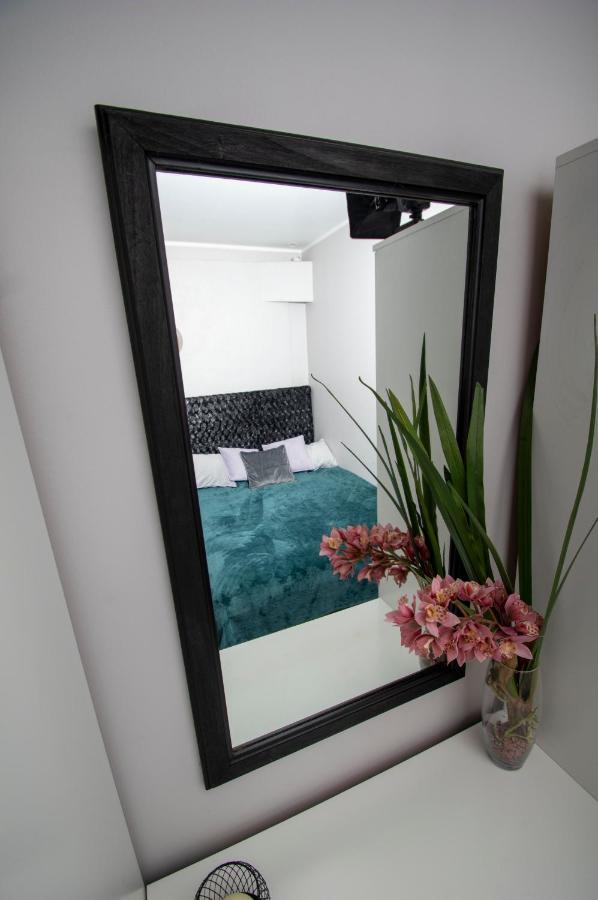 Riia Maantee Apartement Parnu Bagian luar foto