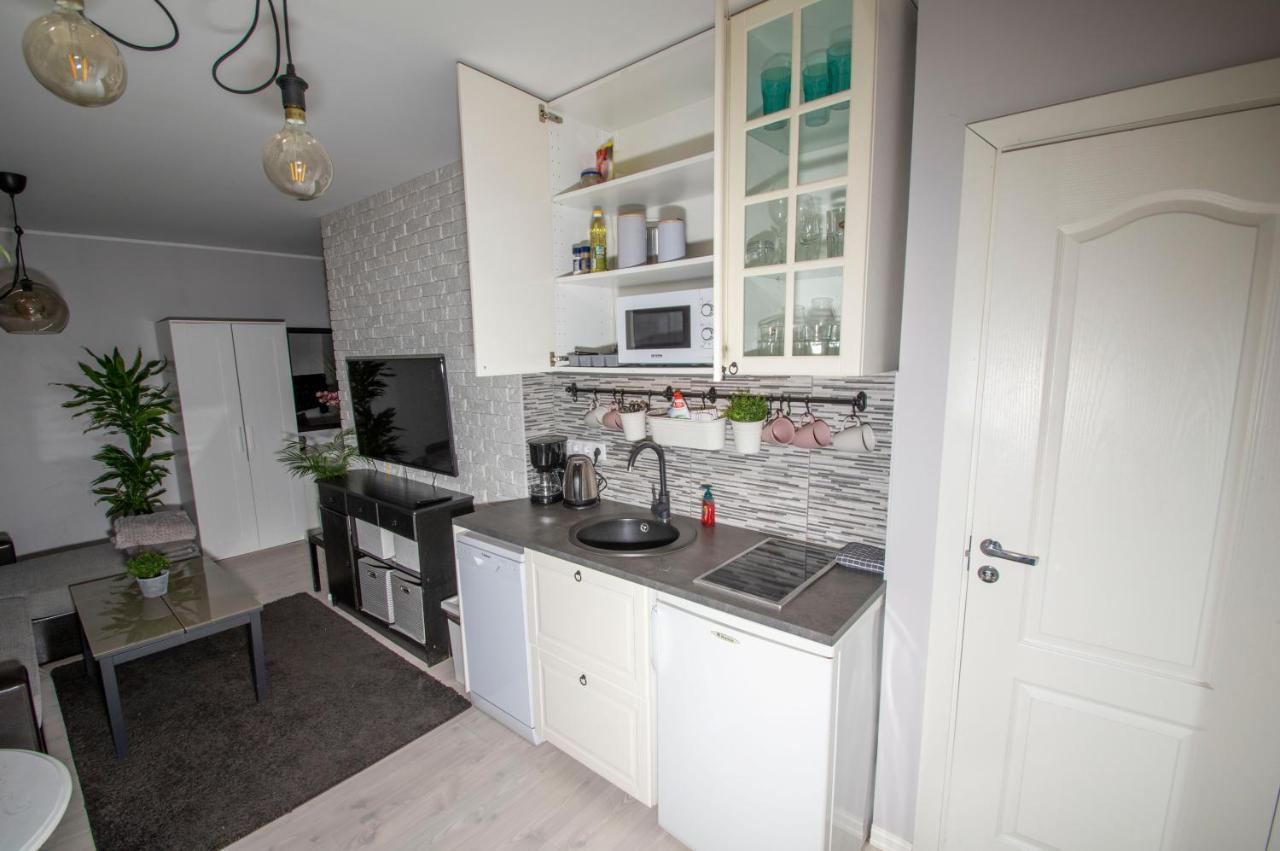 Riia Maantee Apartement Parnu Bagian luar foto