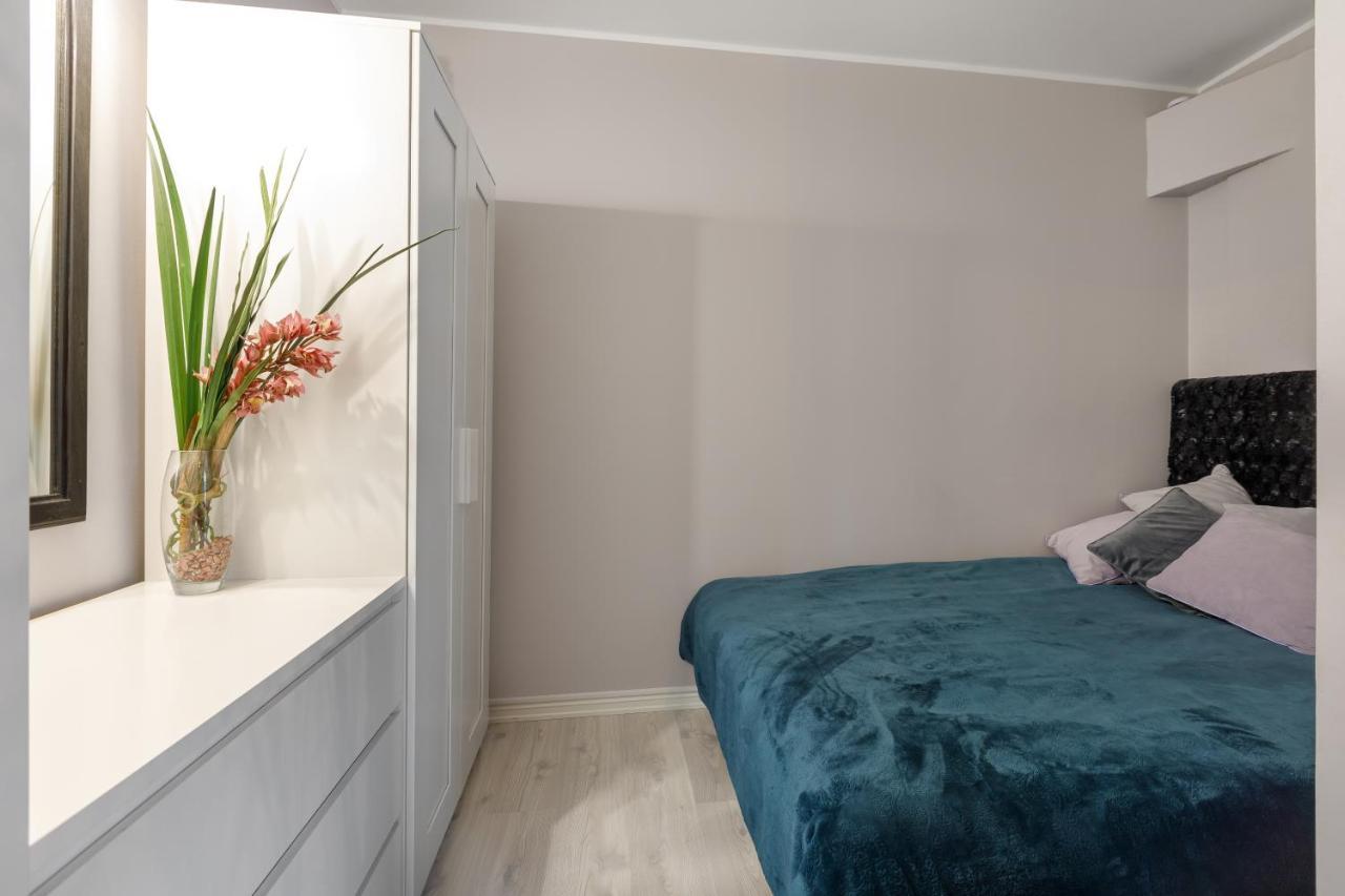 Riia Maantee Apartement Parnu Bagian luar foto